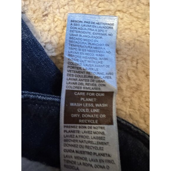 LEVI'S WOMEN'S CLASSIC STRAIGHT MID RISE Dark Wash 16S W33 L30 - Picture 12 of 12